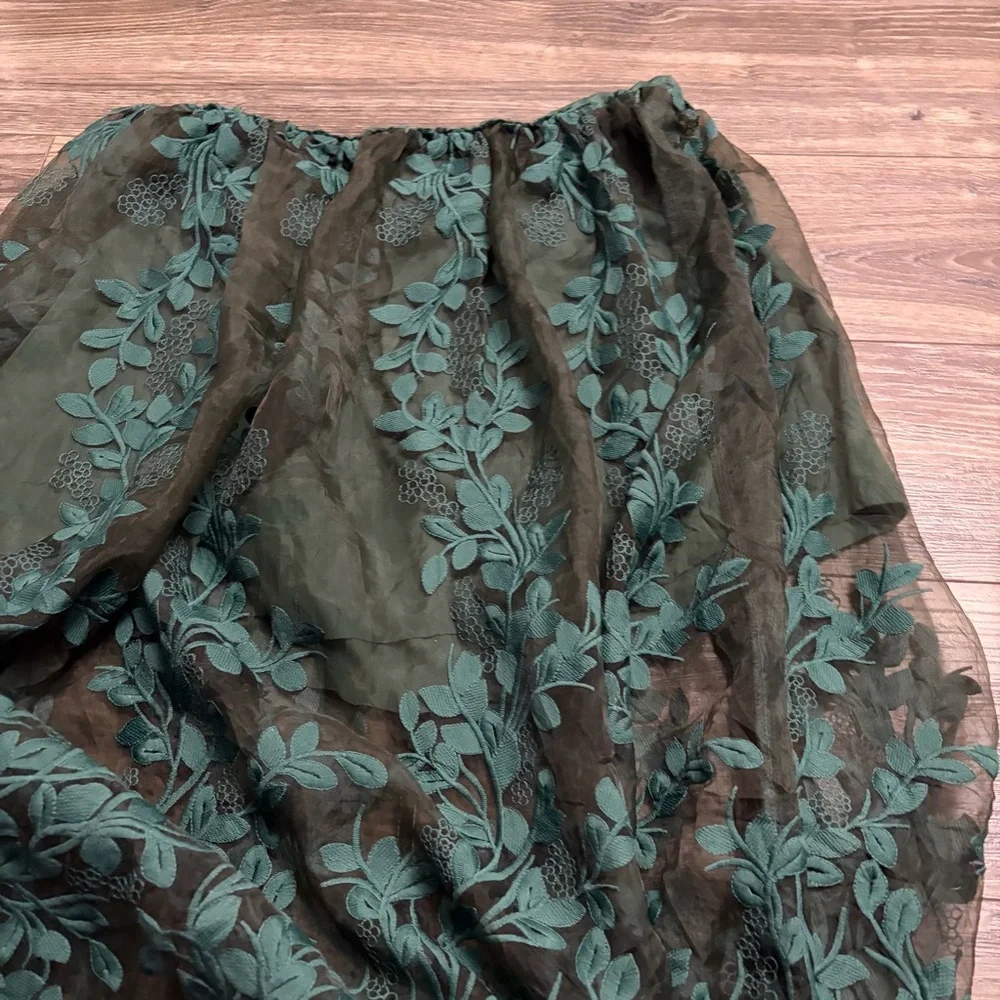 Y2K Vintage Embroidered Floral Foliage Tulle Midi Skirt (Forest Green) L/XL